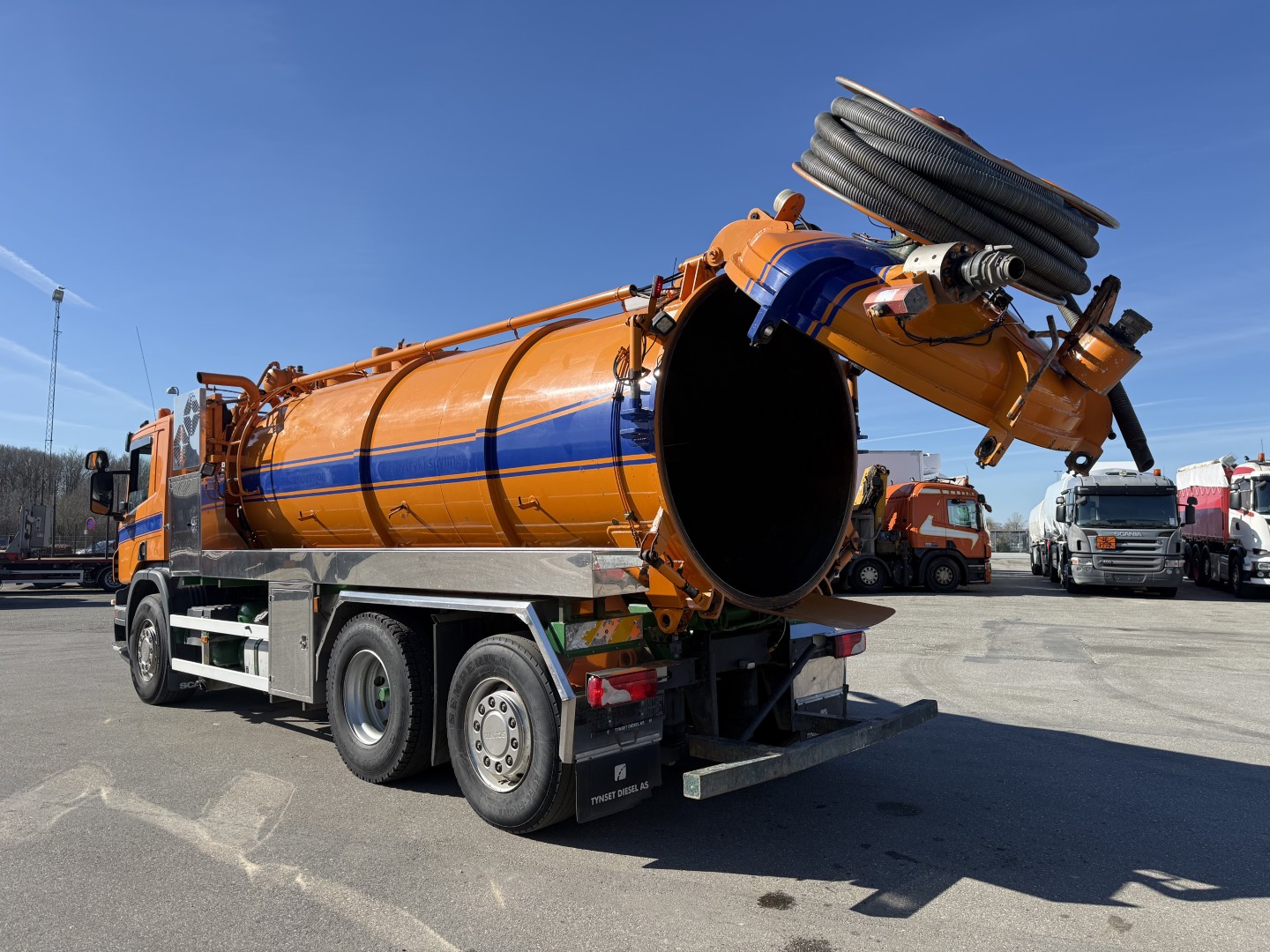 Scania P360 6x2*4 Korp & Son 12.500 l. Kombi