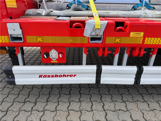 Kässbohrer SLA J4, Udtrækkelig Maskintrailer