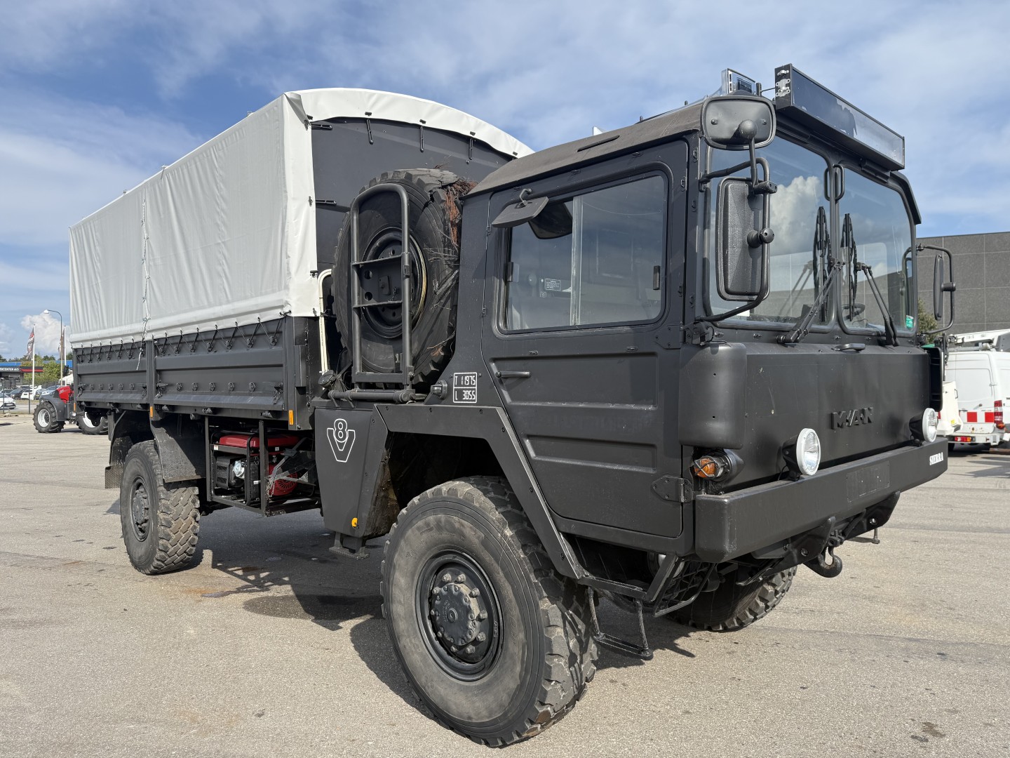 MAN 5 To KAT MIL 4x4 Studenterbil