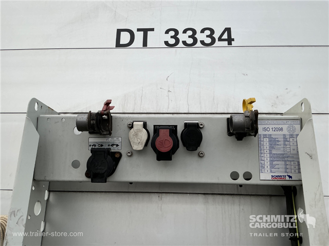 Schmitz Semi Curtainsider Standard , Foldedør højre