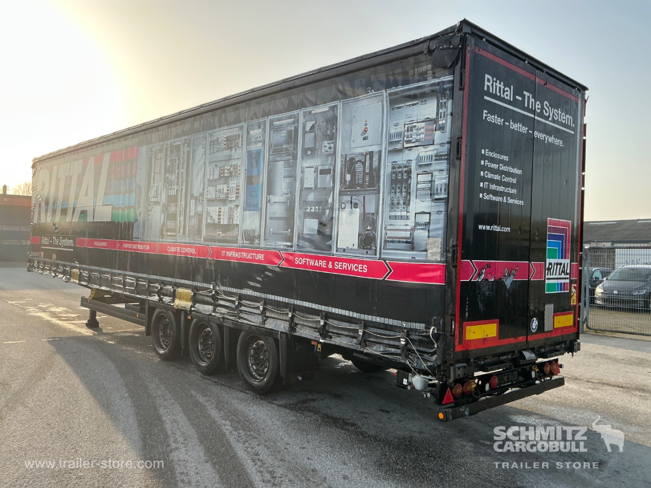 Schmitz Semi Curtainsider Mega