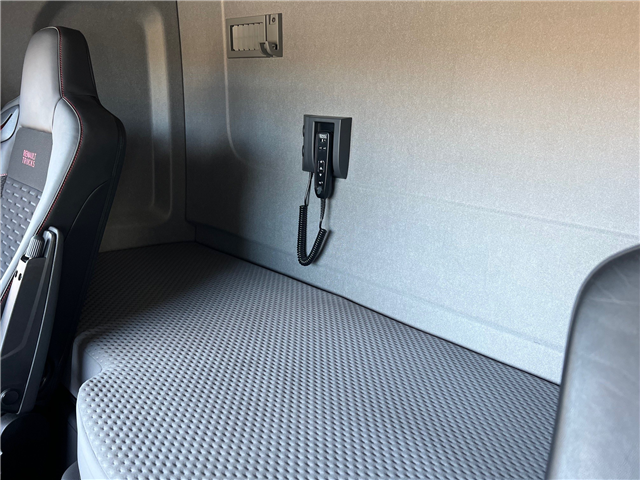 Renault T-Range med sovekabine