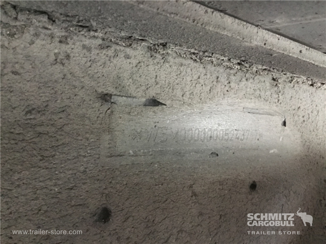 Schmitz Semi Reefer Meat hanging system