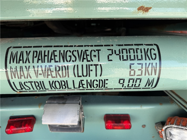 Volvo FM500 8x2*6 / Kran HMF 2620 K5 Pendel Tip