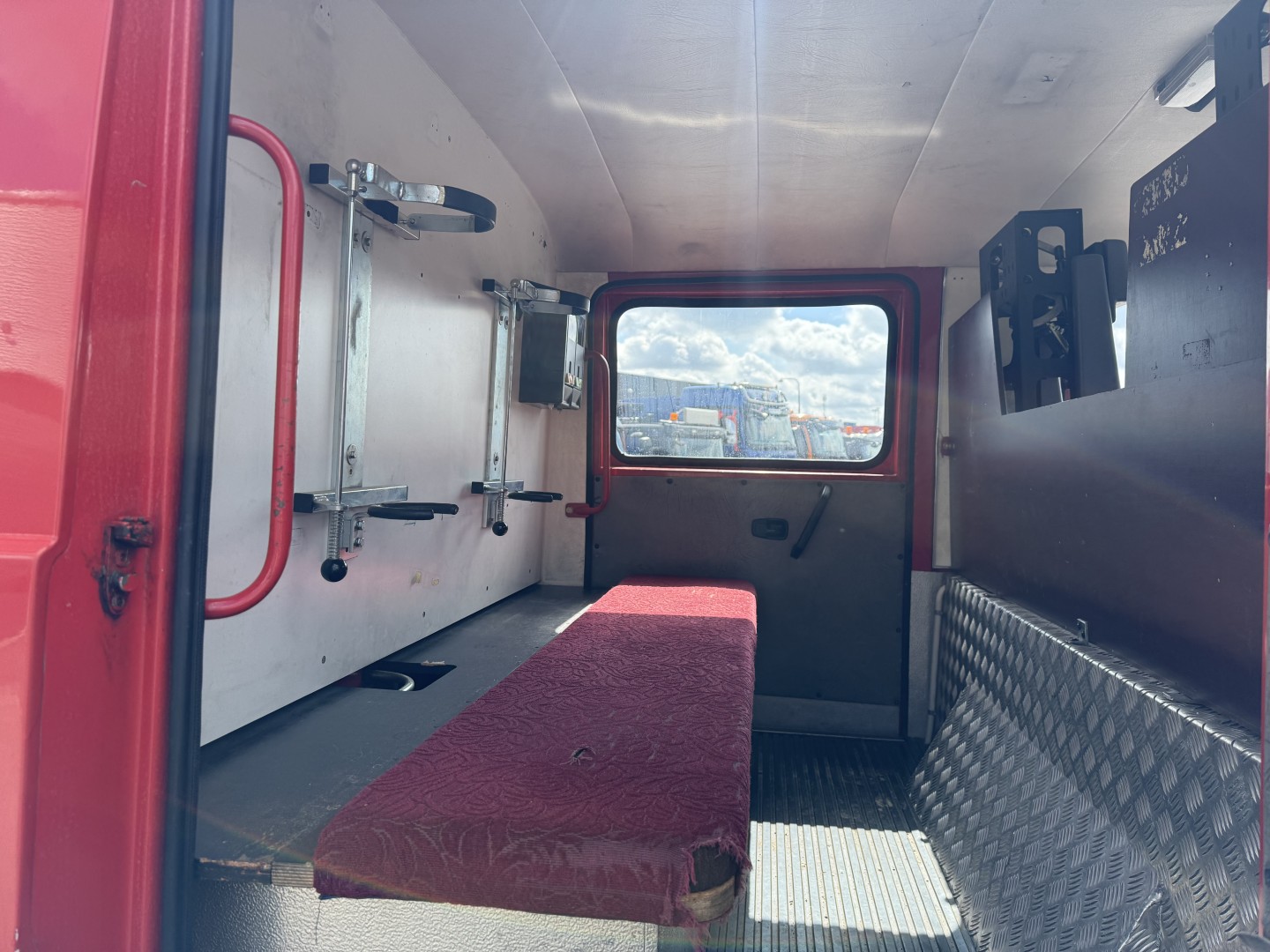 MAN VW 10.150 4x2 Brandbil