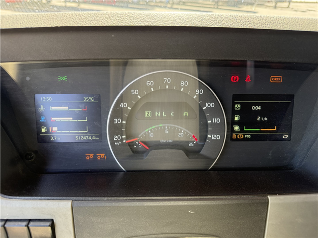 Volvo FM500 8x2*6 / Kran HMF 2620 K5 Pendel Tip