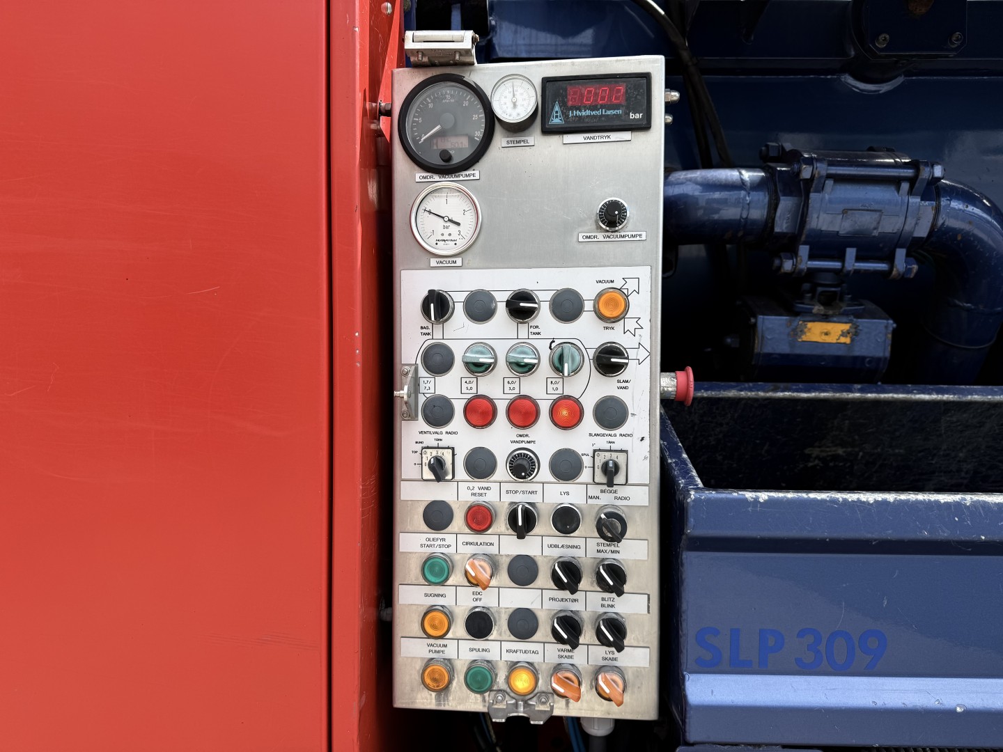 Mercedes Econic 2633 6x2*4 Hvidtved Larsen SLP309 Euro 5