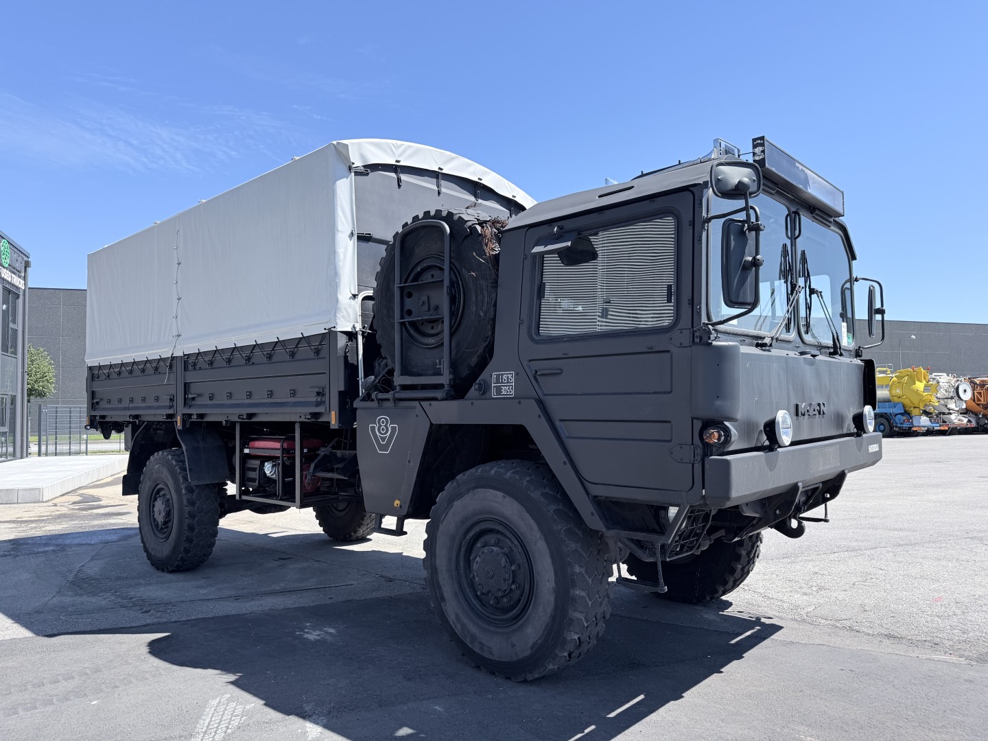 MAN 5 To KAT MIL 4x4