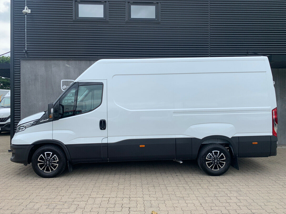 Iveco Daily 35S16A8 12m3 Aut.