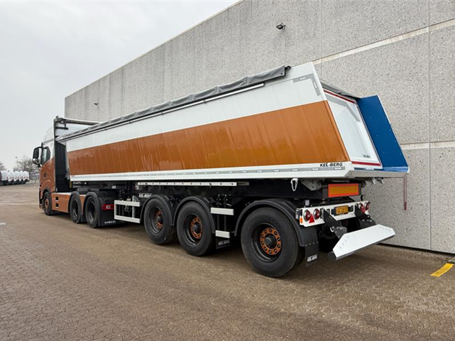 Iveco AS440S49-E6e Twinsteer