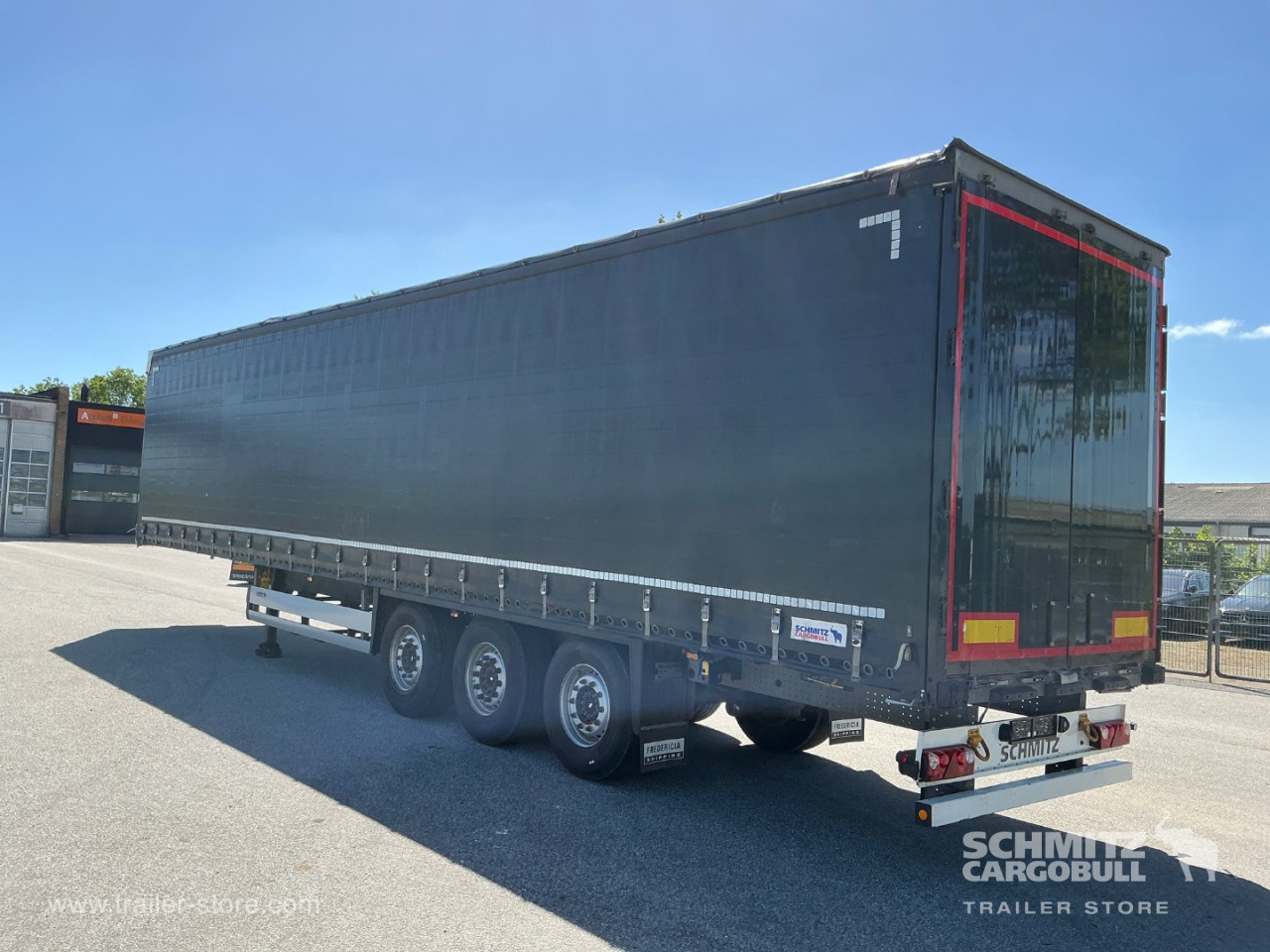 Schmitz Semi Curtainsider Standard