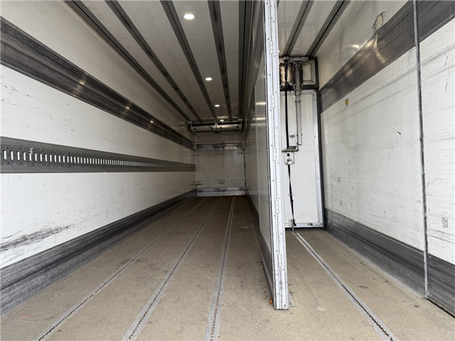 Volvo FE320 6x2*4 Thermo King T1200-R Spectrum 9,80 m. Kølekasse