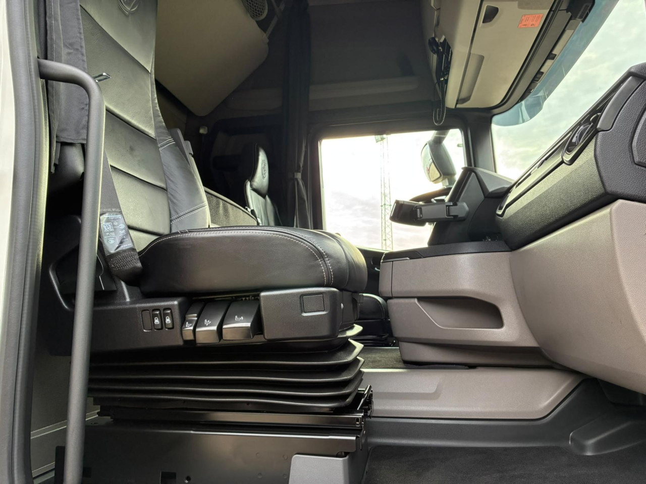 Scania R 500 A6x2/4NB