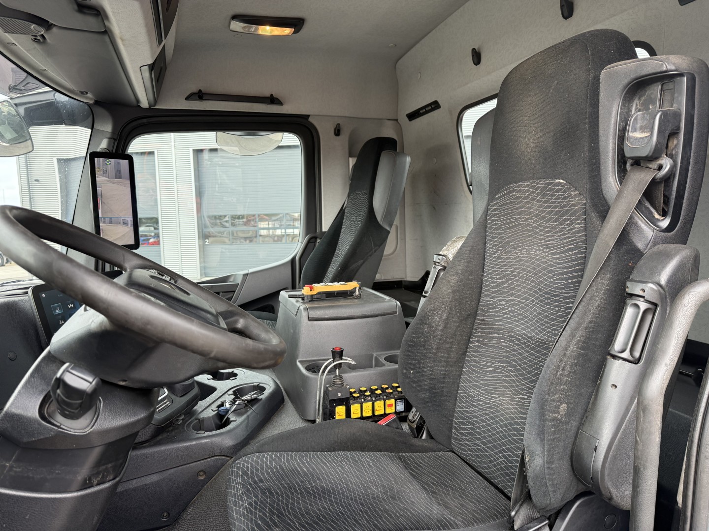 Mercedes Actros 2546 6x2 Hyva Kroghejs