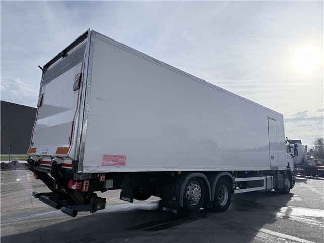 Scania P320 6x2*4 Carrier Supra 1250 Mt 9.80 m. kasse