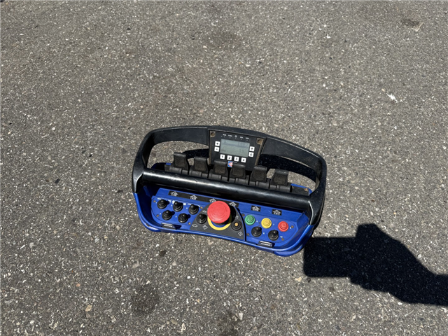 Volvo FM500 8x2*6 / Kran HMF 2620 K5 Pendel Tip