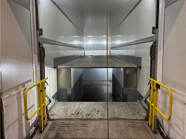 Burgers 13,60 meter Dobbeltdækker Trailer - 55 x EUR Pallers Kapacitet.