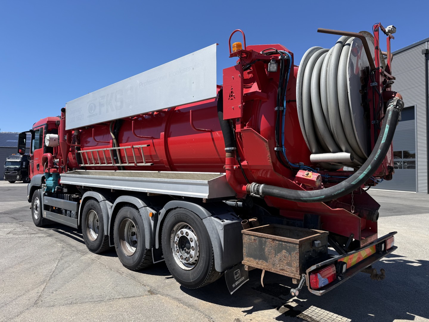 MAN TGS 35.480 8x4*4 Hvidtved Larsen 16.000 l.