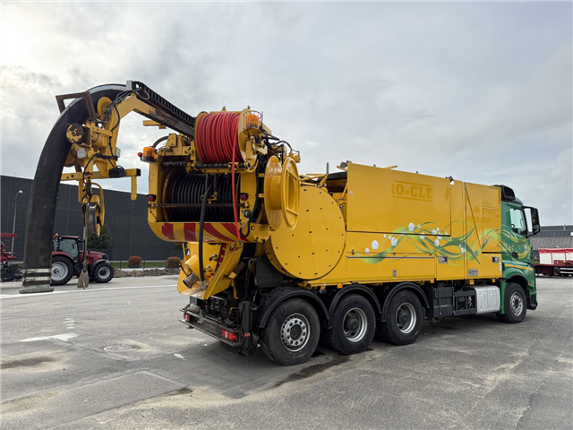 Mercedes Actros 3258 RHD 8x4-4 Wiedemann Super 1000 Recycler