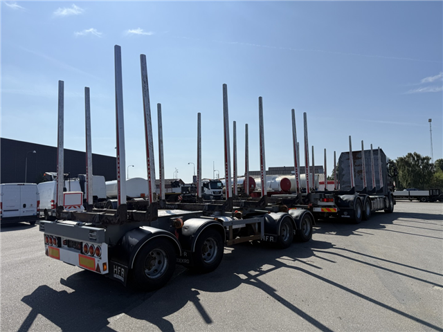 HFR 30 t. 4 akslet Trætransport