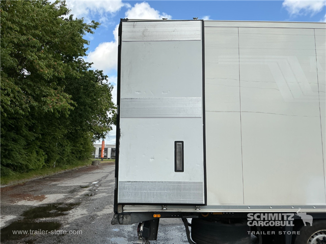 Schmitz Semi Reefer Meat hanging system