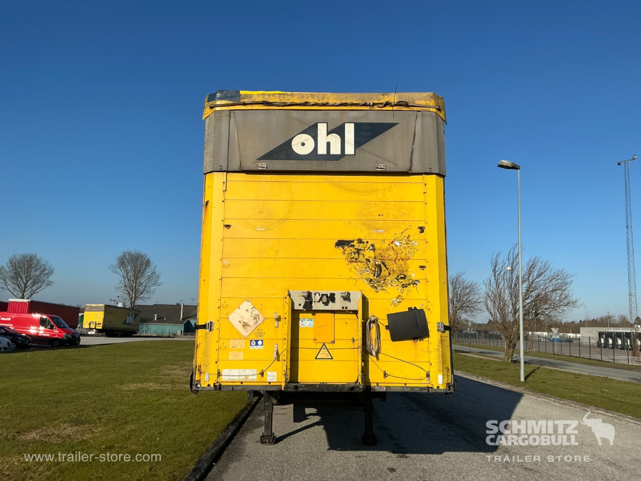 Schmitz Semi Curtainsider Mega