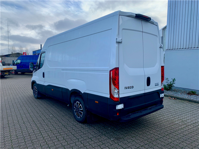 Iveco Daily 35S16 A8 12m3
