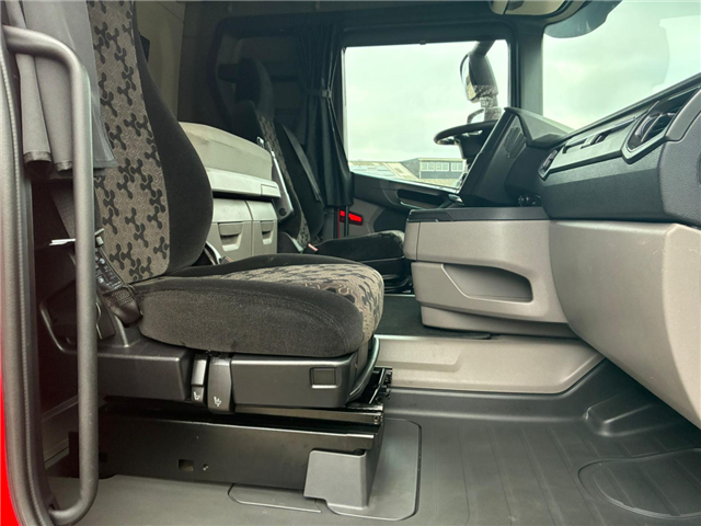 Scania R 450 A6x2/4NB