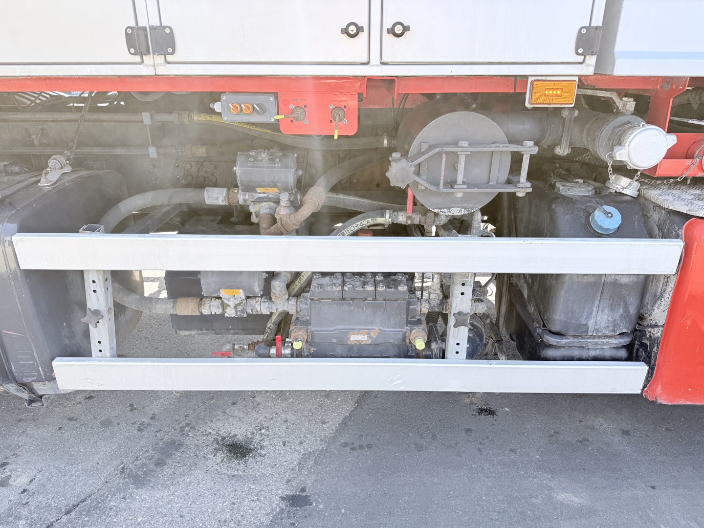 Scania P370 6x2*4 Hvidtved Larsen FlexLine 310