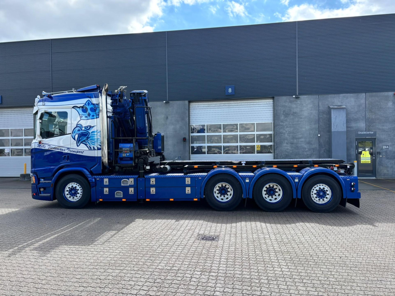 Scania R 560 B8x4*4NB Kran Hejs