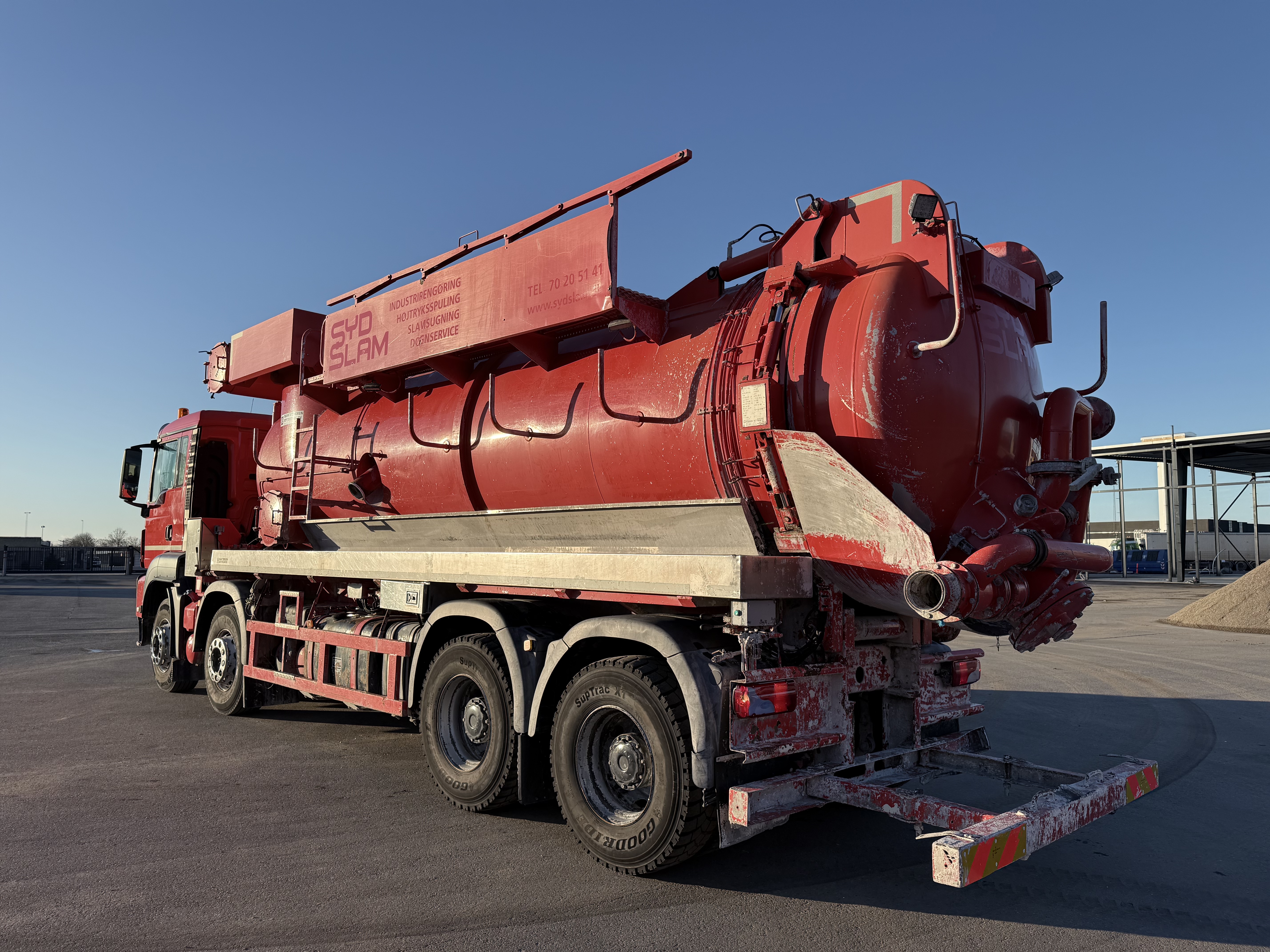 MAN TGS 41.400 8X4 BB Naaktgeboren VP-8000 - 14.000 L