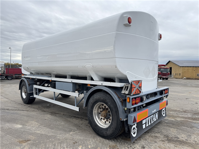 HMK Bilcon 22.000 L. ADR 4 Rum