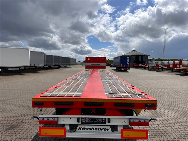 Kässbohrer SPA X4, Udtrækkelig Flatbed