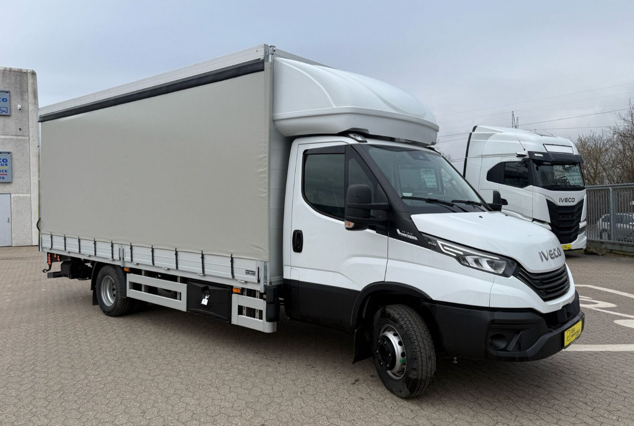 Iveco 70C21HA8/P