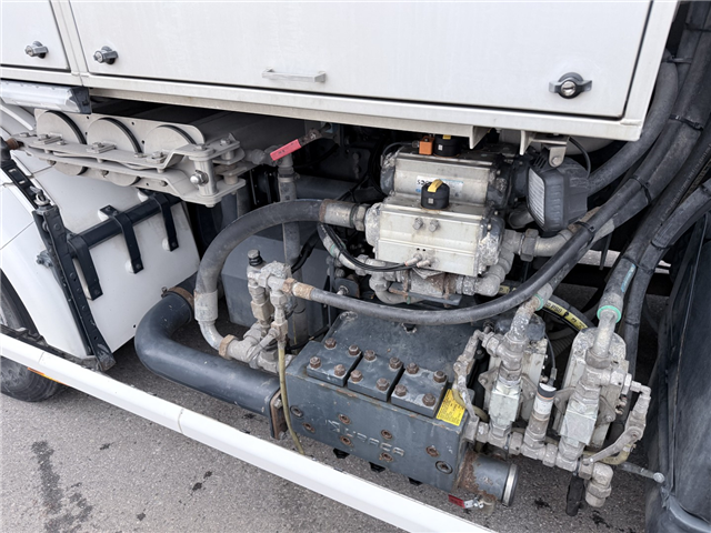 Scania G500 8x4*4 Bucher Recycler 414