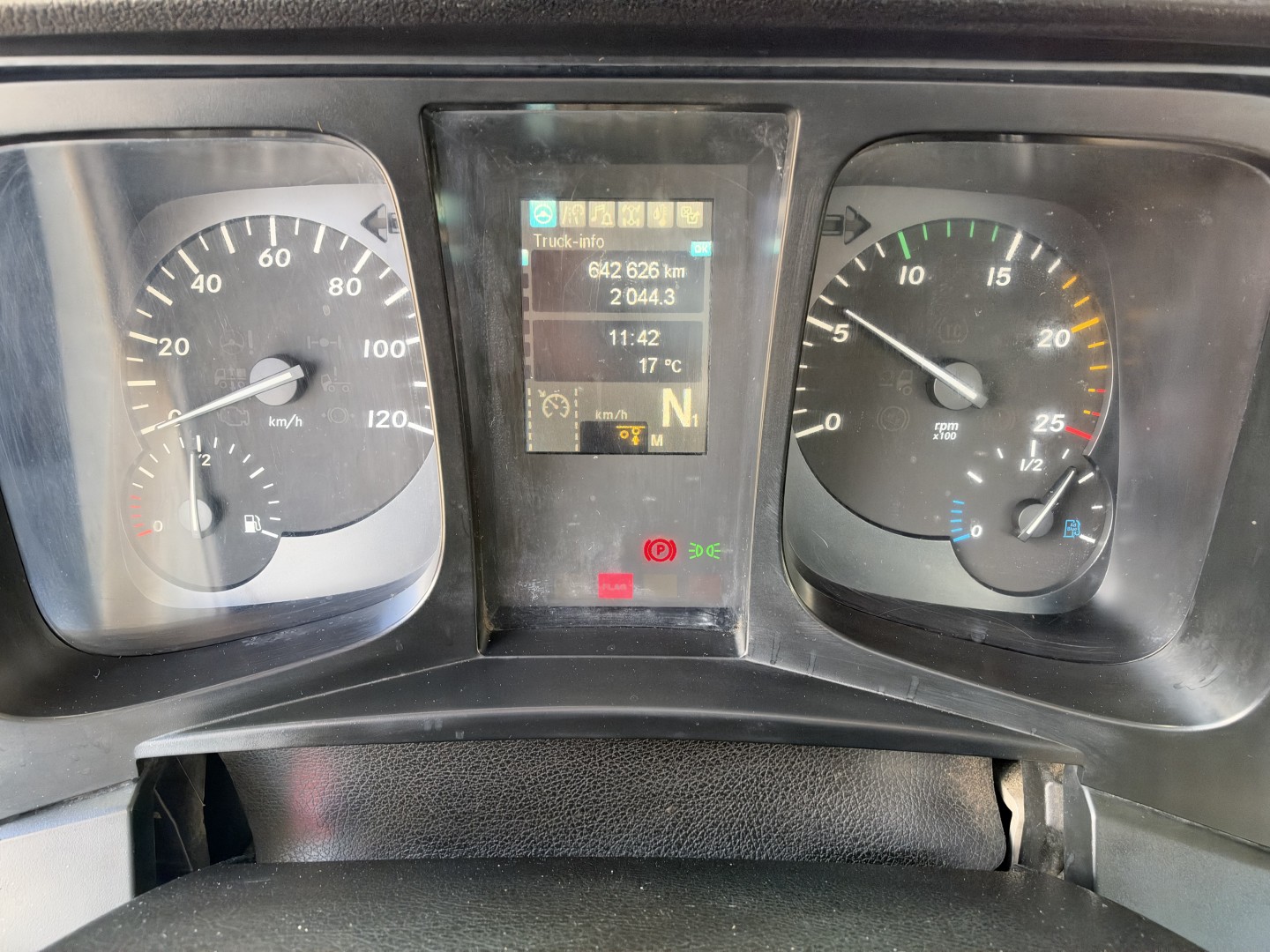 Mercedes Actros 2543 6x2*4 Multilift
