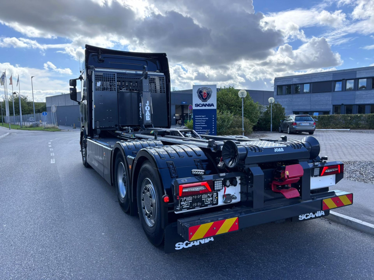 Scania R 450E B6x2*4NB 450 kW/535 kWh Hooklift NEW!
