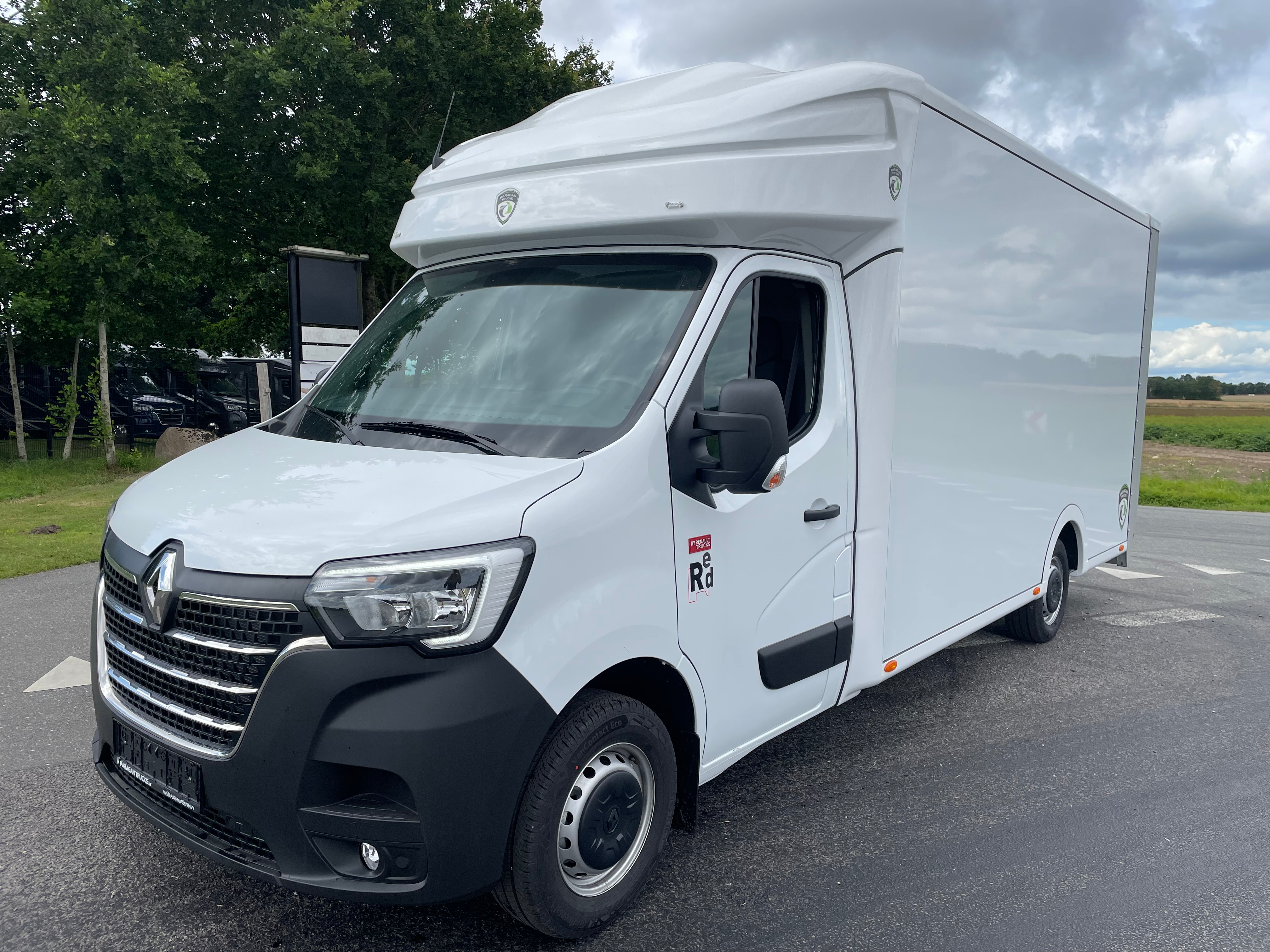 Renault Trucks Master - Lukket EUROBOX kasse