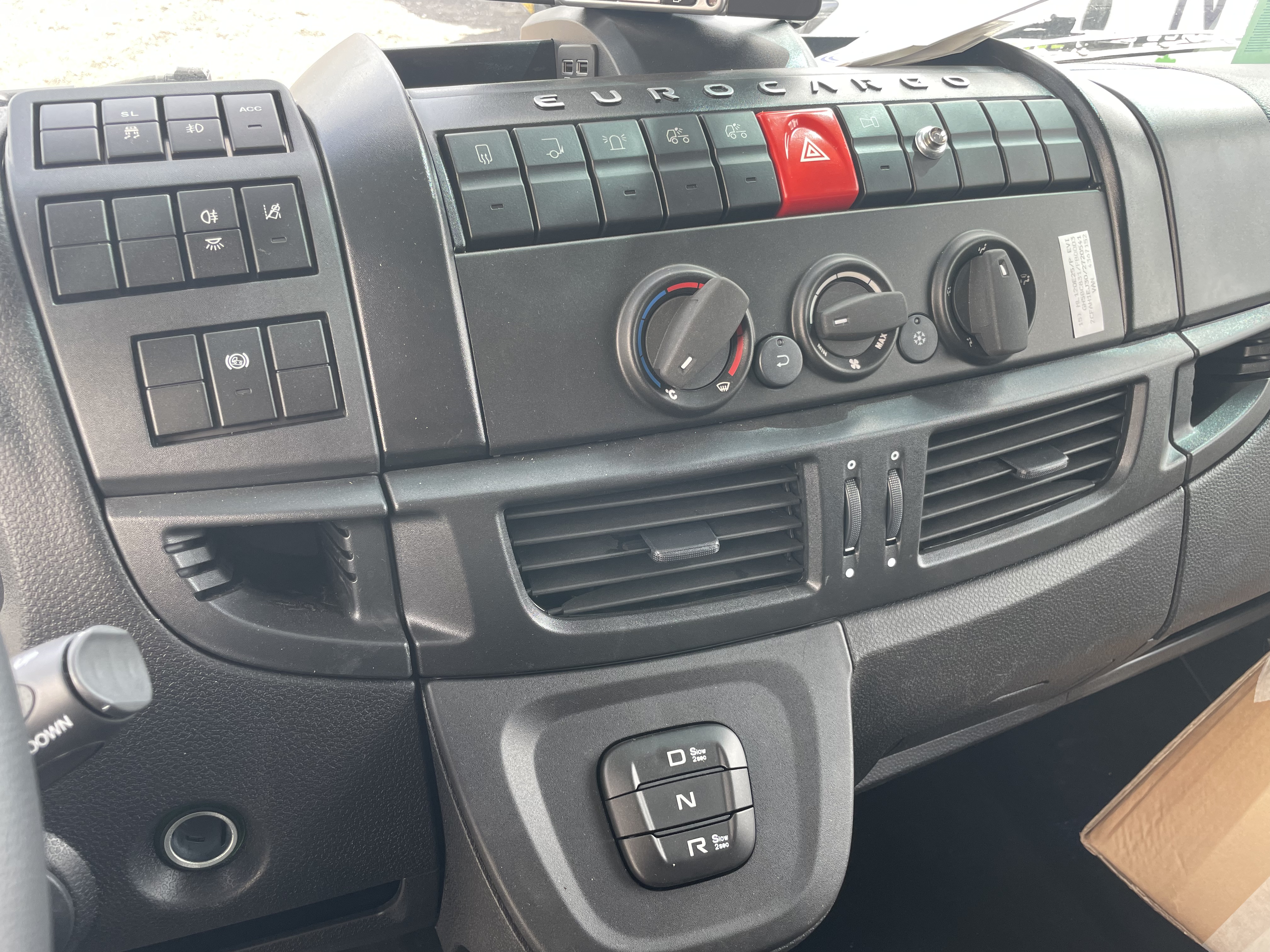 Iveco Eurocargo ML120E25-E6e