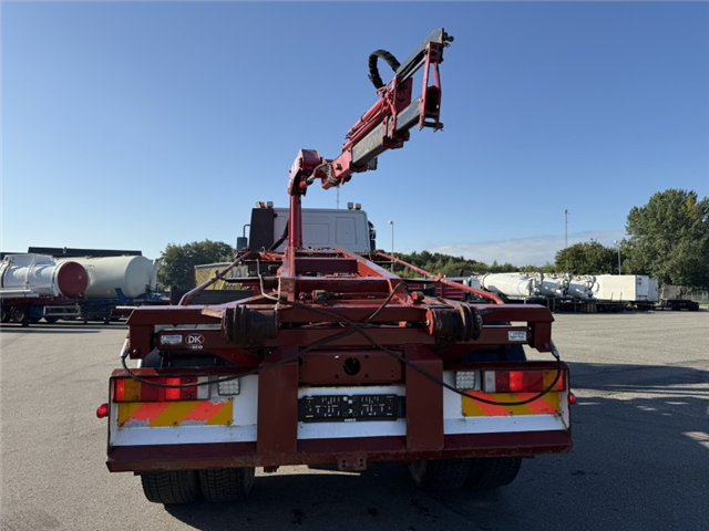 Iveco EuroTech Cursor 190E31 4x2 Hejs / Kran HMF 1060 B3