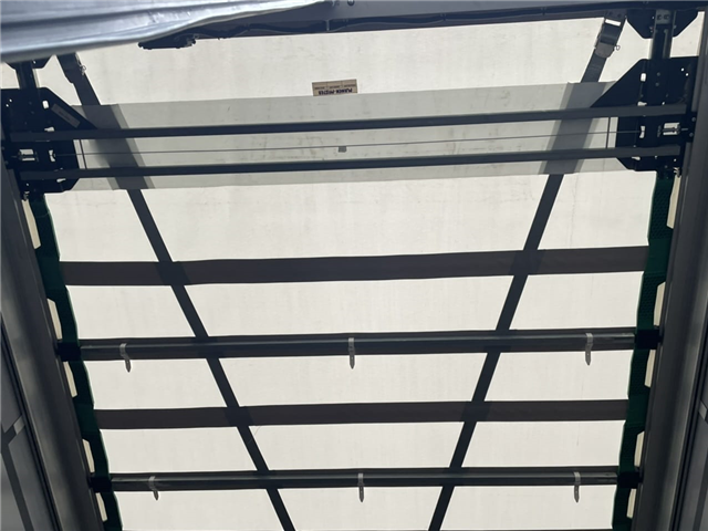 Kässbohrer 3 aks. gardintrailer m. truckbeslag