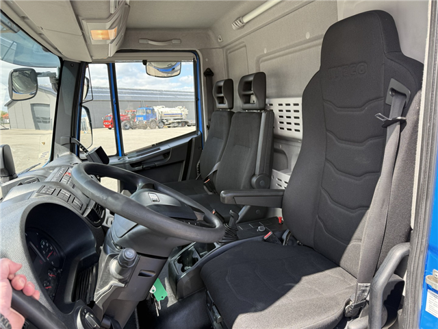 Iveco EuroCargo 180E320 4x2 Carrier Supra 850 Silent