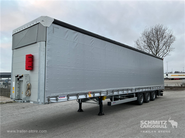 Schmitz Semi Curtainsider Mega