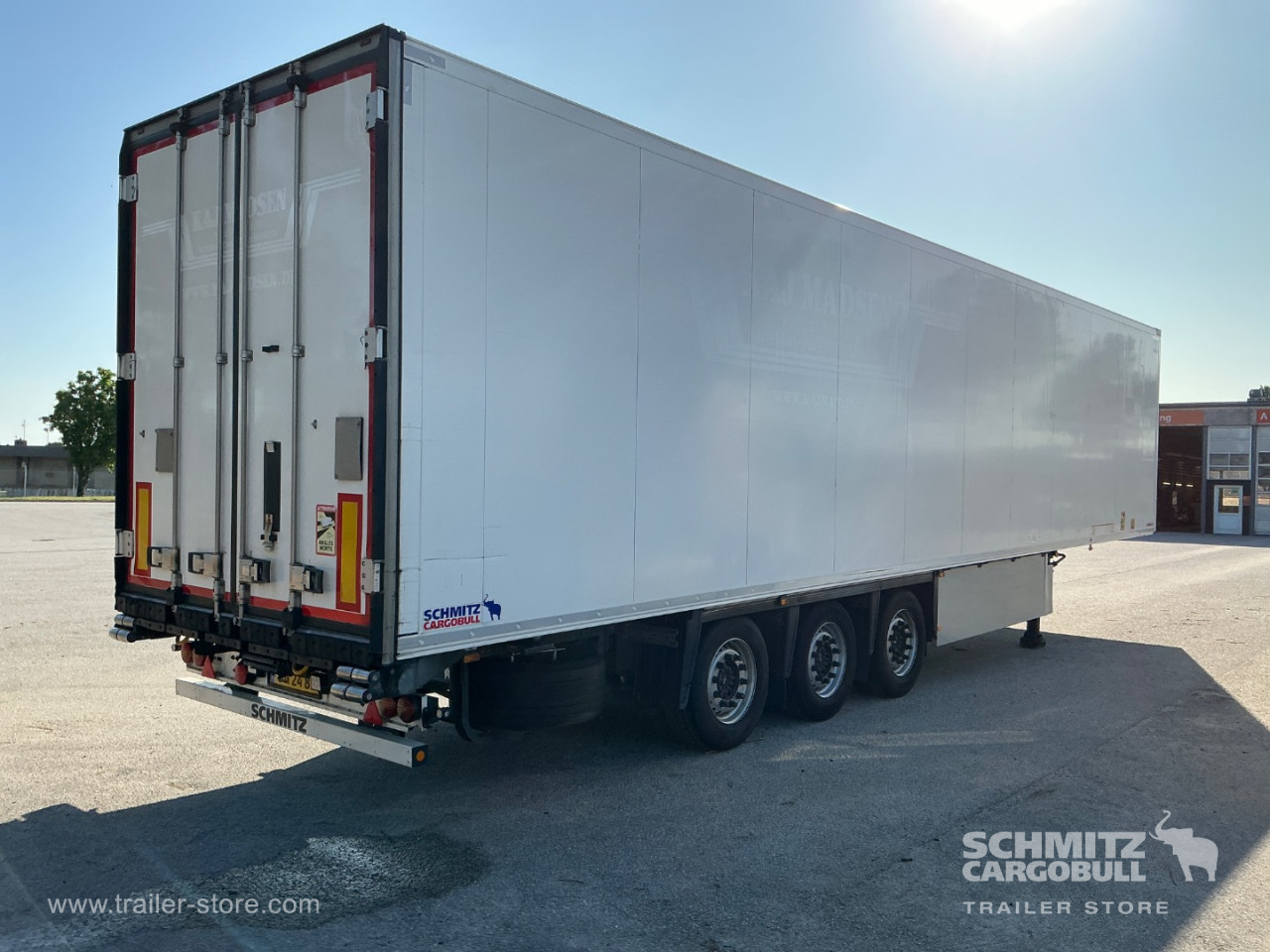 Schmitz Semi Reefer Meat hanging system