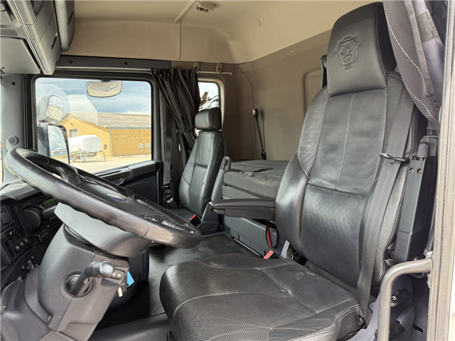 Scania G480 6x2*4 ADR Chassis / Retarder