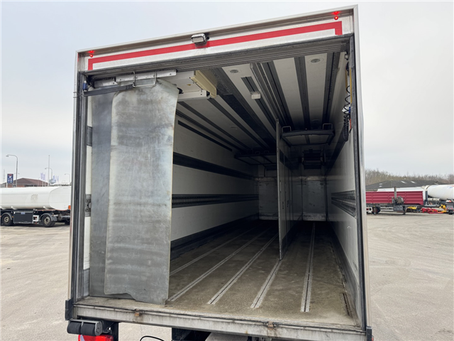 Scania P320 6x2*4 Carrier Supra 1250 Mt 9.90 m. kasse