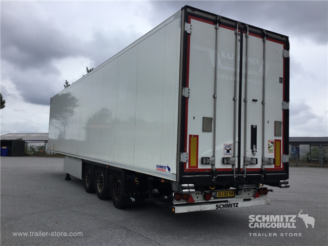 Schmitz Semi Reefer Meat hanging system