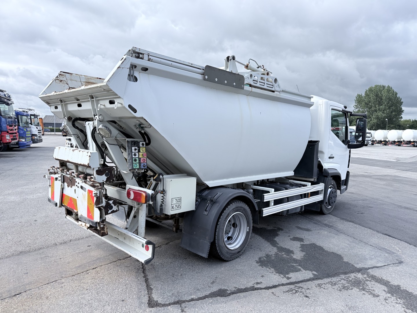 Renault D 7.5 180 4x2 Semat/Techno AZIMUT 8 m3 Skraldebil