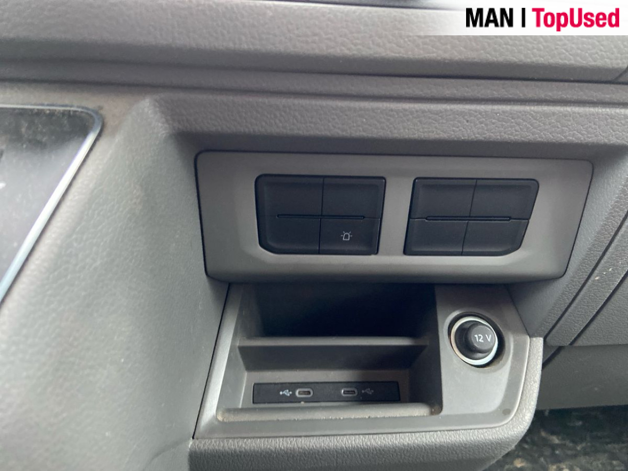 MAN TGE 3.180 4X2F SB