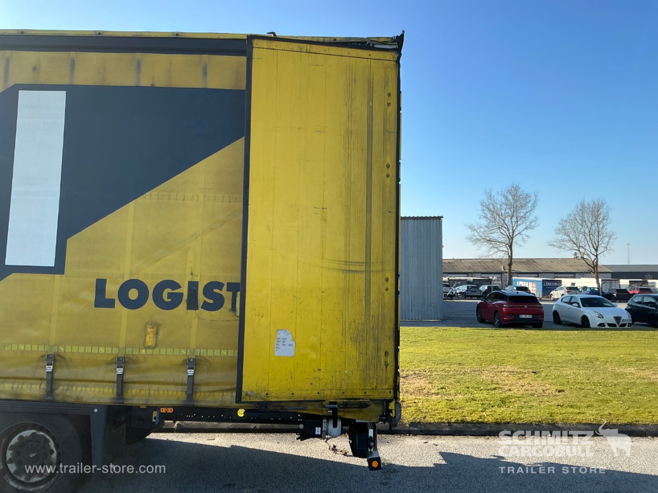Schmitz Semi Curtainsider Mega